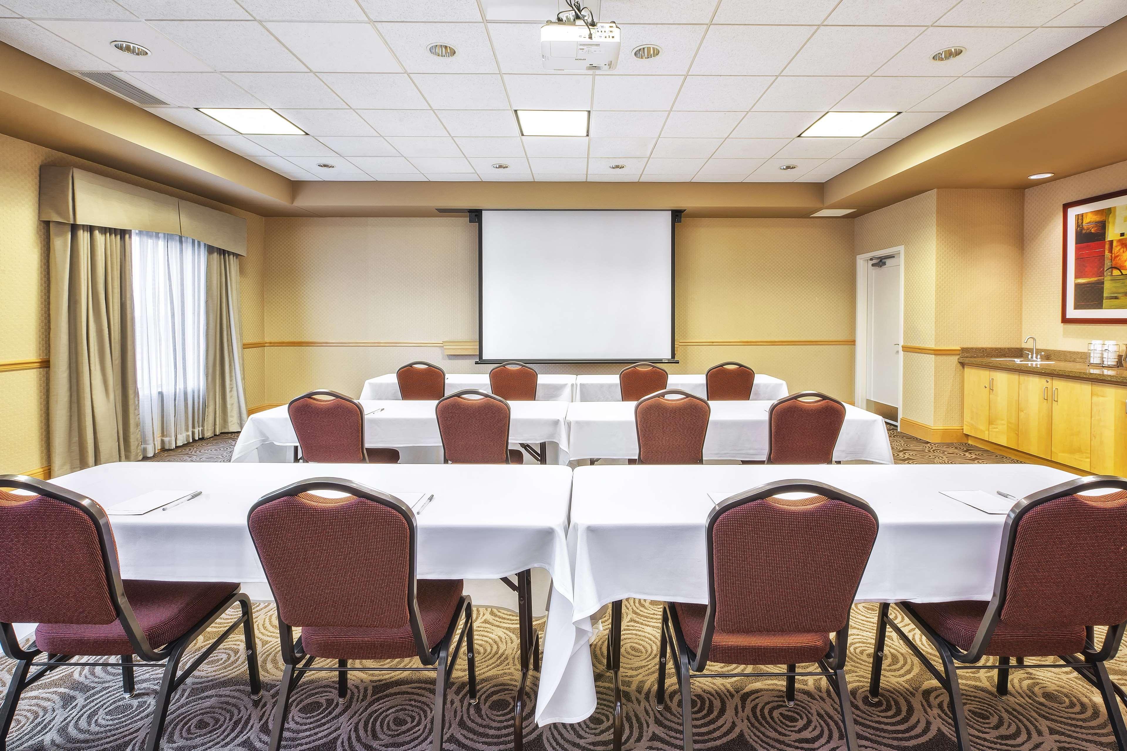 Hampton Inn & Suites Madison - West Buitenkant foto