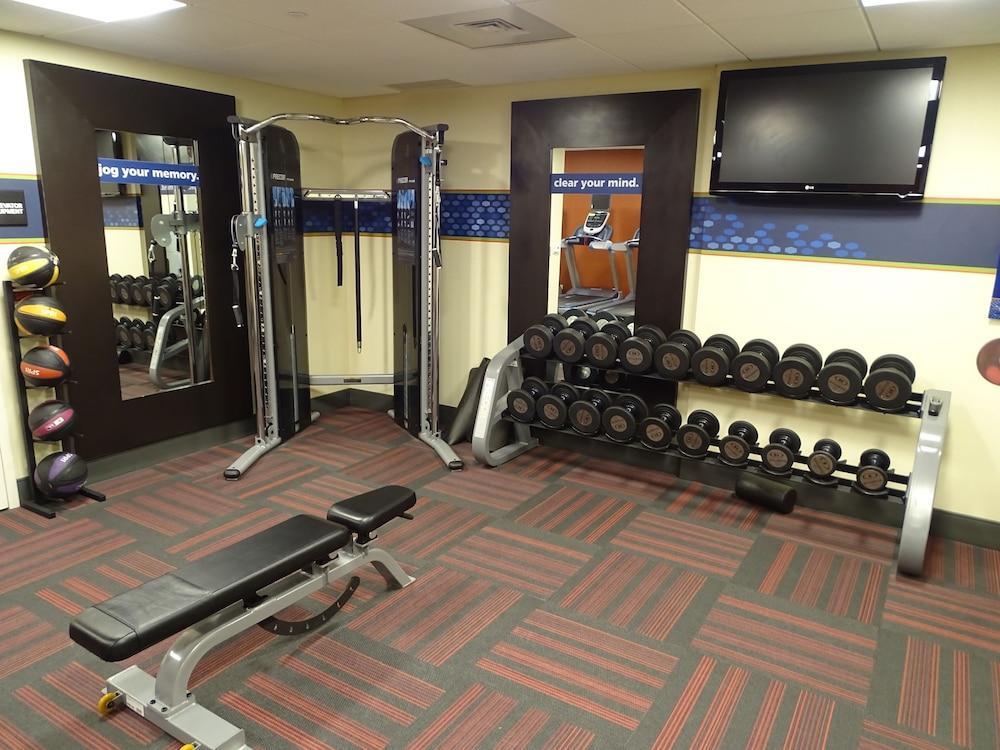 Hampton Inn & Suites Madison - West Buitenkant foto