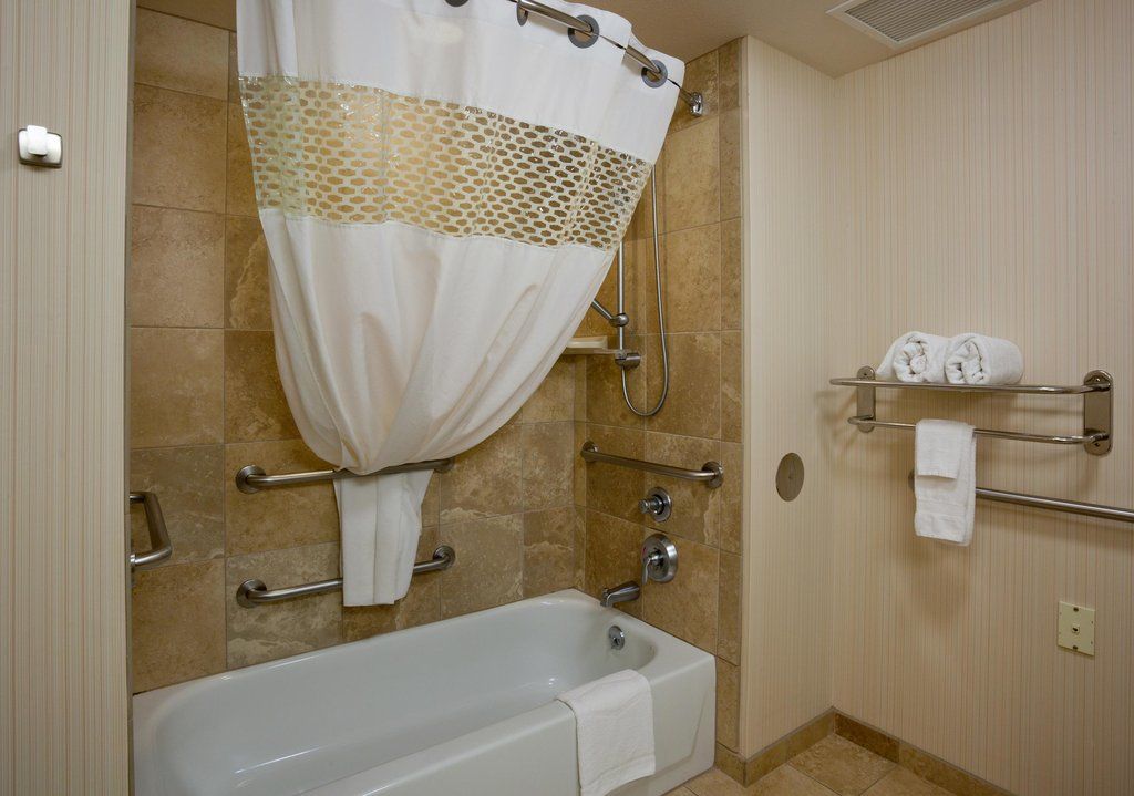 Hampton Inn & Suites Madison - West Buitenkant foto